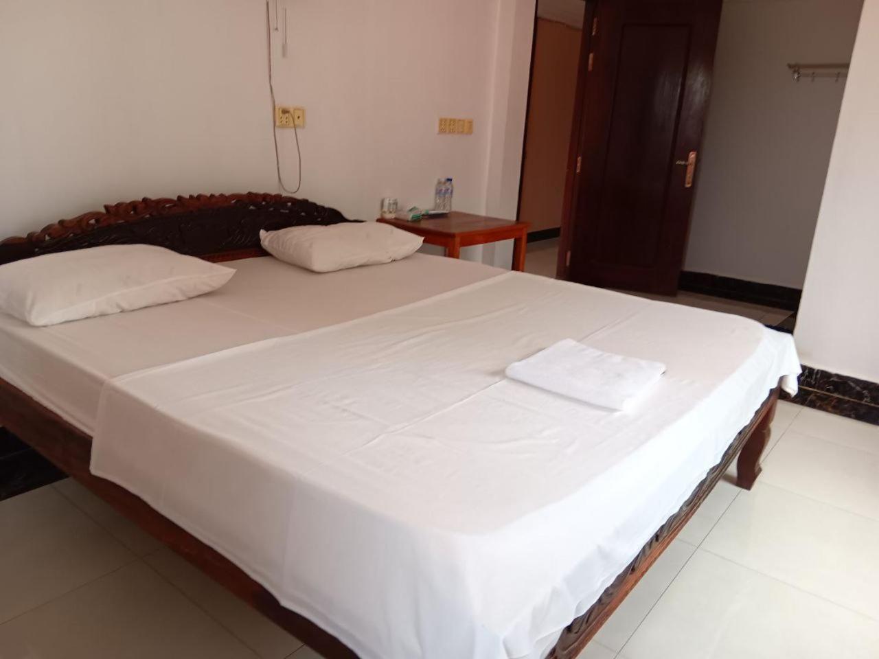 Good Morning Kampot Hotel Exterior foto