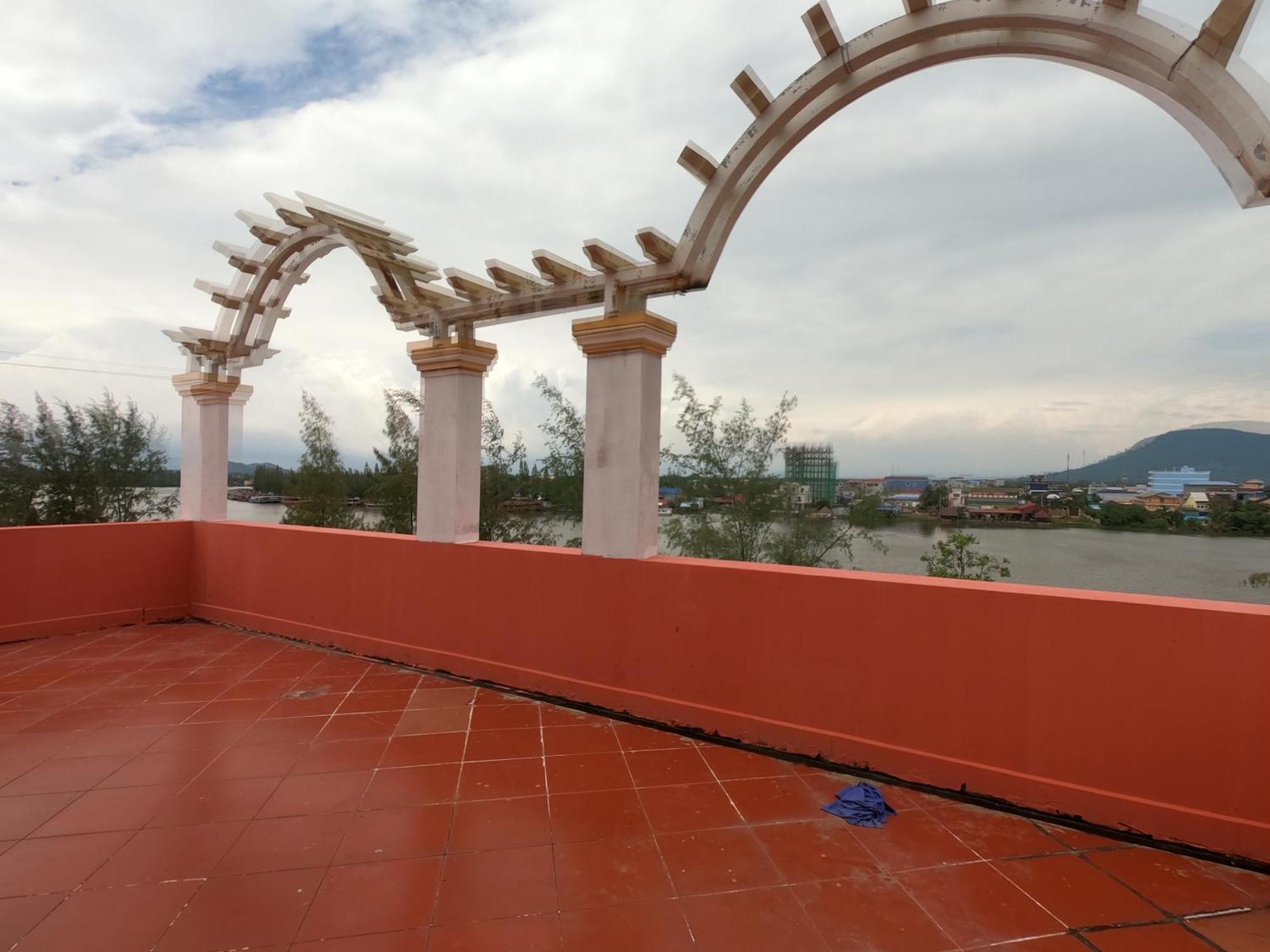 Good Morning Kampot Hotel Exterior foto