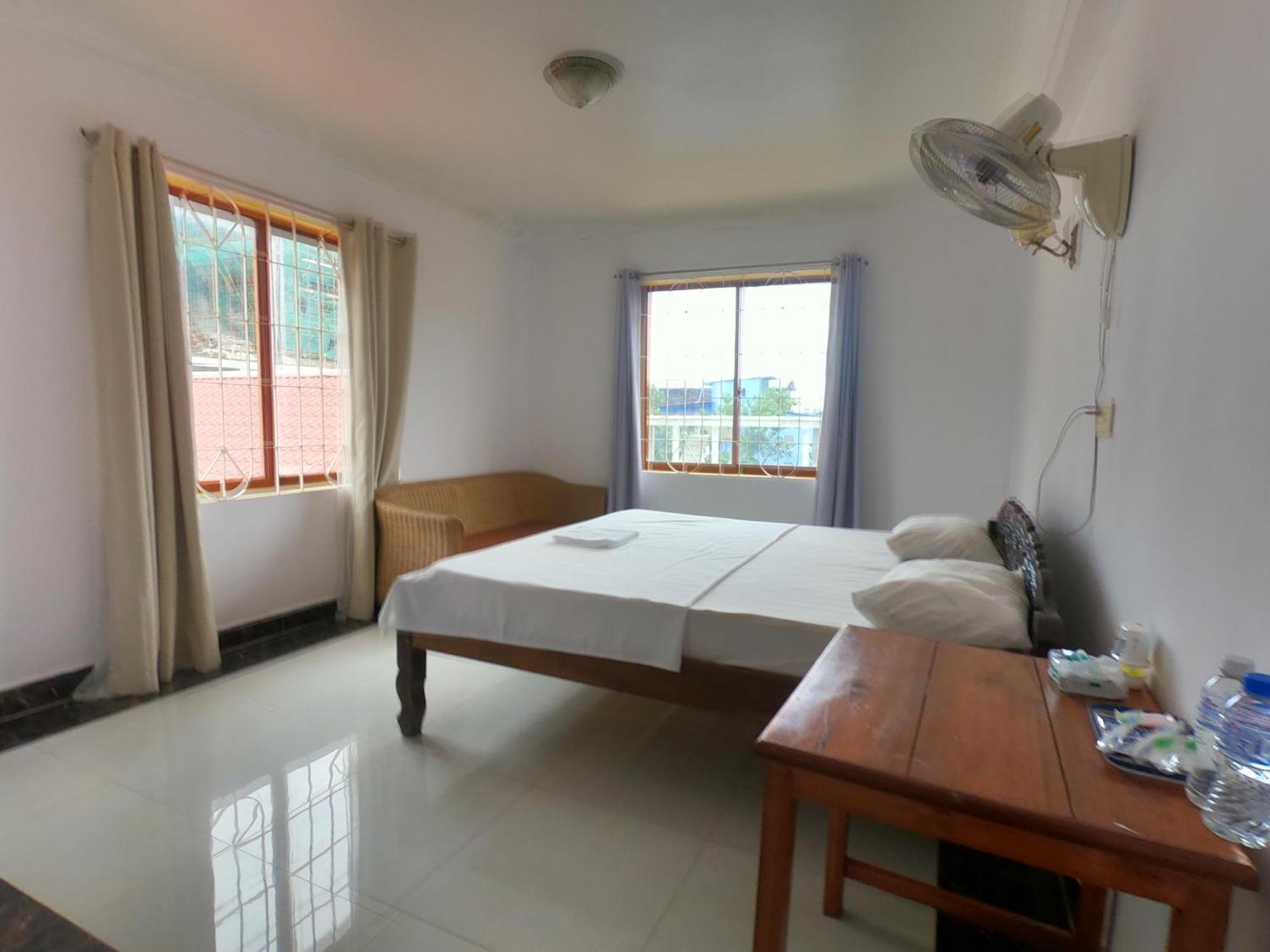 Good Morning Kampot Hotel Exterior foto