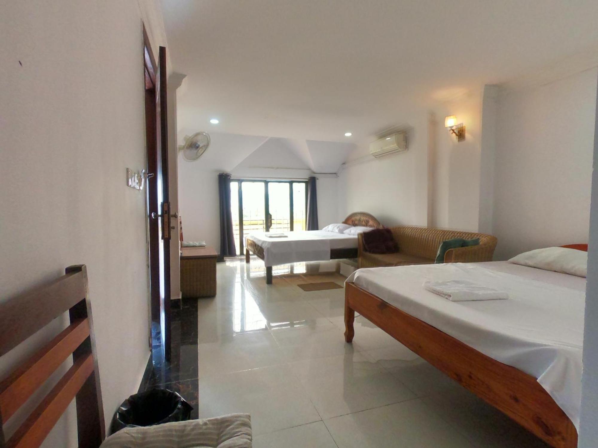 Good Morning Kampot Hotel Exterior foto