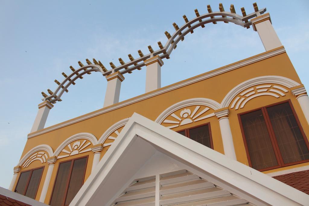 Good Morning Kampot Hotel Exterior foto