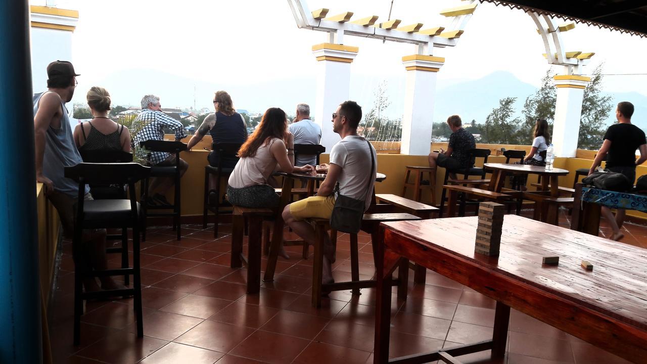 Good Morning Kampot Hotel Exterior foto