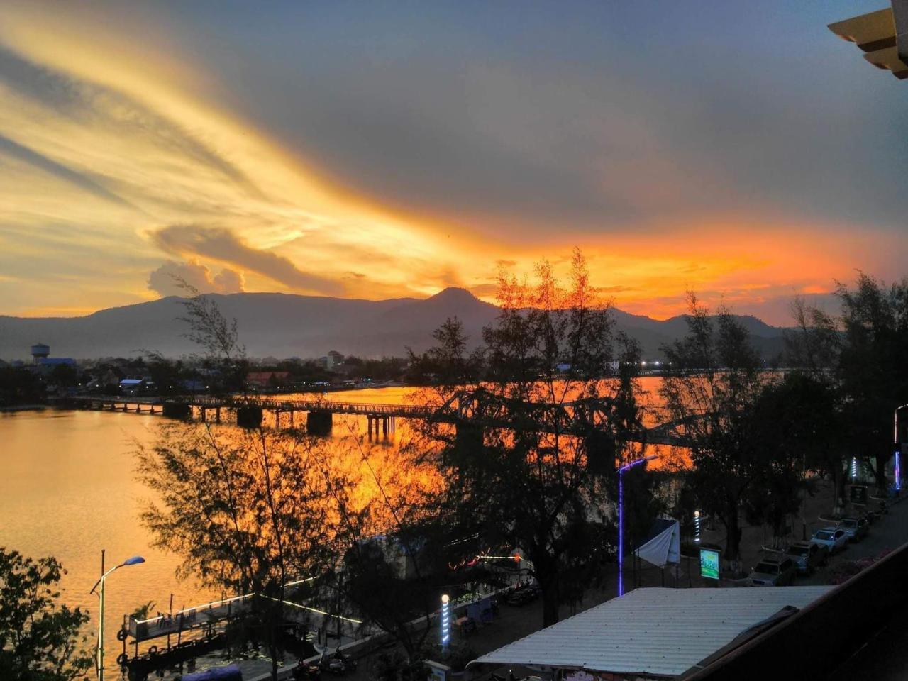 Good Morning Kampot Hotel Exterior foto