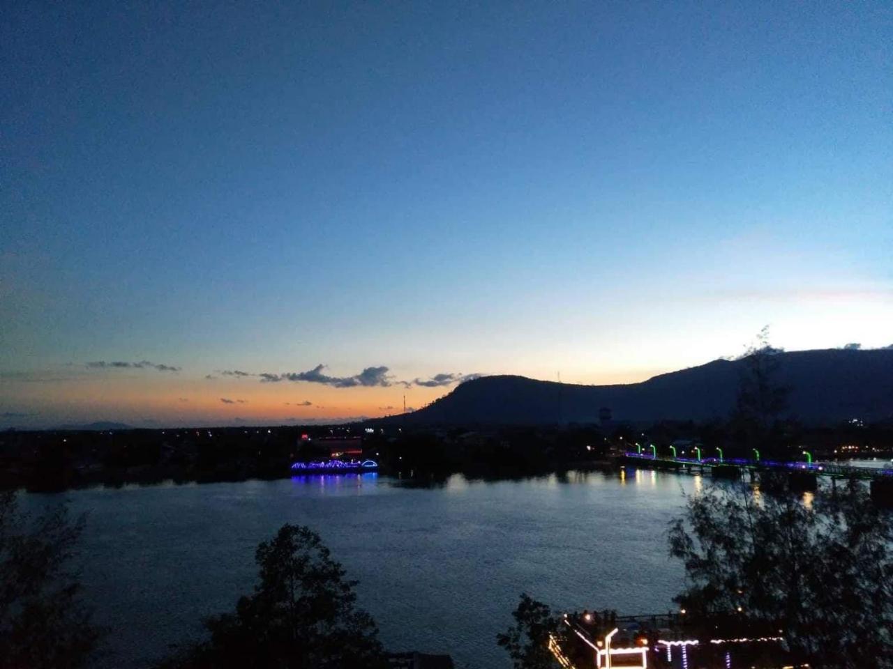 Good Morning Kampot Hotel Exterior foto